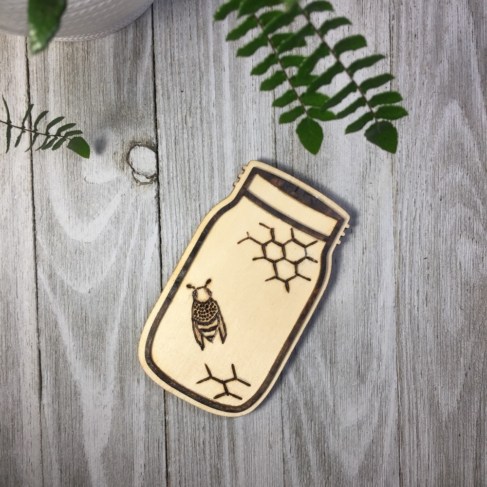 Knot & Kiln Woodburned Bee Magnet | Handmade